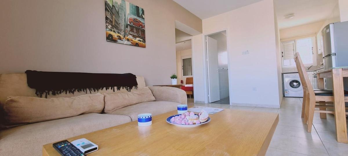 Stay Sunshine Apartment Paralimni Exterior foto